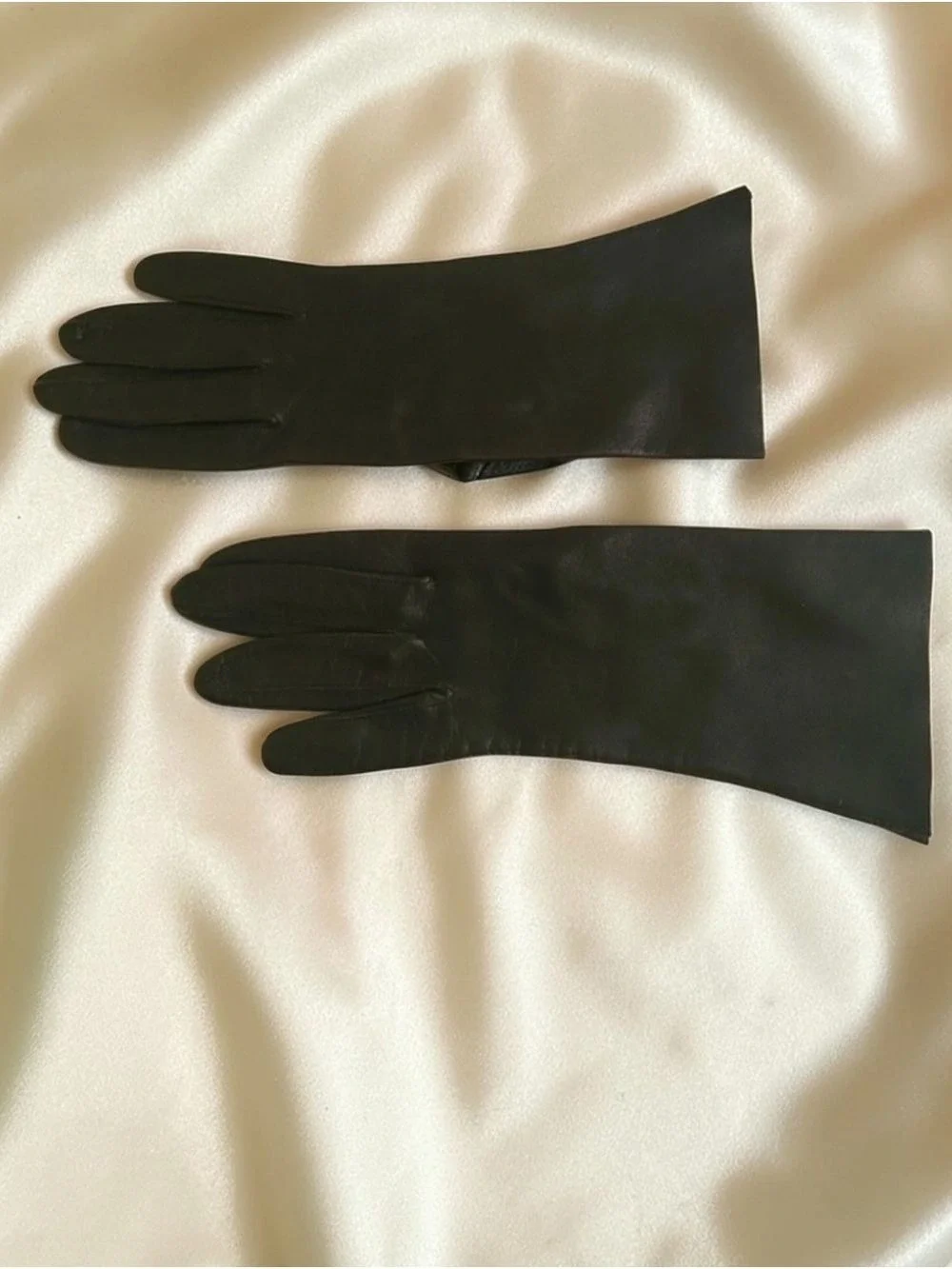 Vintage 60s Black Leather Gloves Made in Italy Size 6.5 – 12” Elegant Classic
